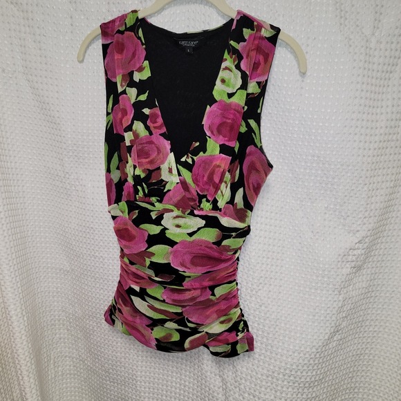 Karen Kane Tops - Karen Kane Top lined Lifestyle Petites Black Green Pink Floral